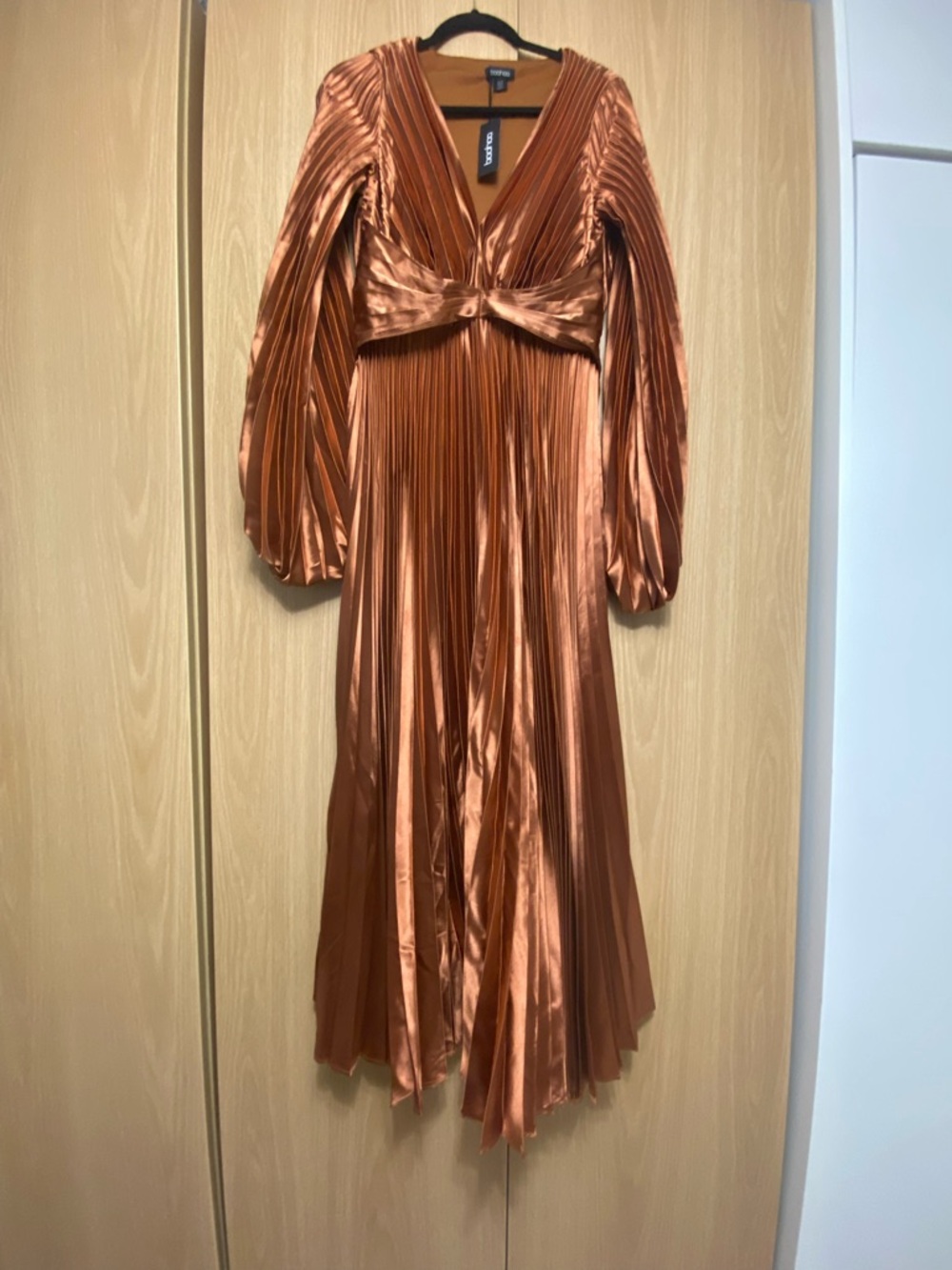 Boohoo Copper Satin Pleated Long Sleeve Midi Dress - Picture 1 of 3